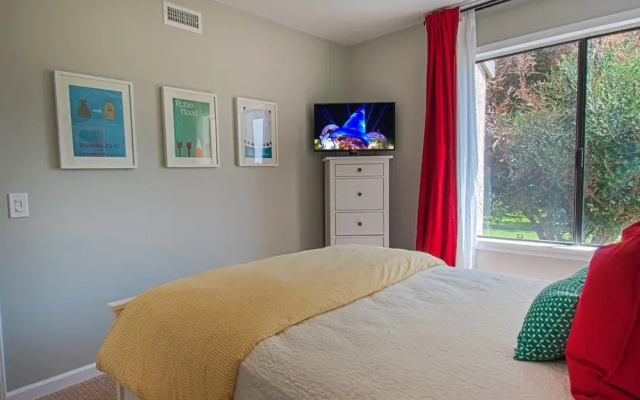photo 2 of 100 Acre Wood 3 Bedrooms 2 Bathrooms Condo