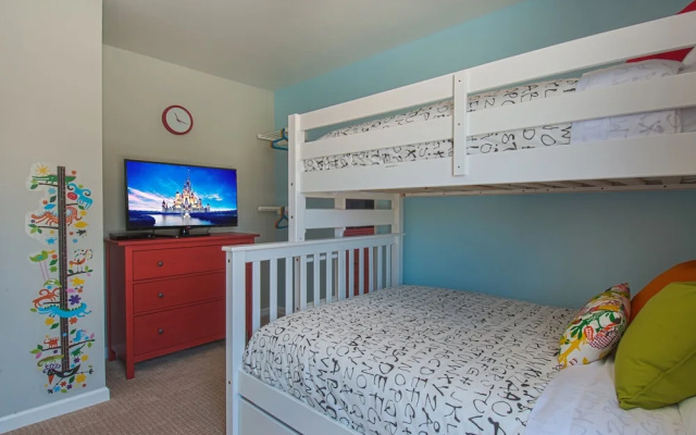 photo 3 of 100 Acre Wood 3 Bedrooms 2 Bathrooms Condo
