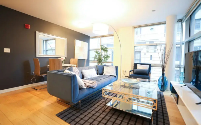 photo 2 of 100 Walkscore Boston Commons Condos by Barsala