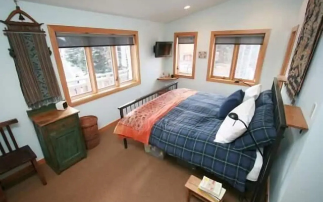 photo 2 of Condo with Vaulted Ceiling & Spectacular Mountain Views by RedAwning