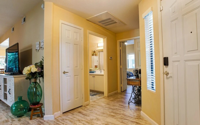 photo 3 of 100th Scottsdale #2191 3 Bedroom Condo by Redawning