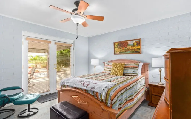 photo 5 of 105th Sun City 2 Bedroom Home by Redawning