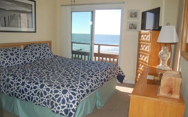 photo 4 of 1068-201 Crescent Beach Villas - 2 Br Condo