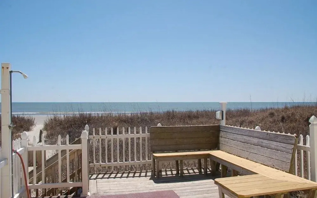 photo 2 of 1068-306 Crescent Beach Villas - 1 Br Condo