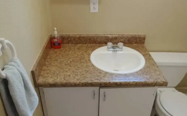 photo 5 of 108 6th S House #54626 2 Bedrooms 1 Bathroom Home