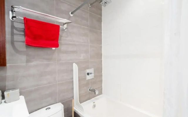 photo 5 of 109-9 Beautiful Best Value Spacious 2br NYC Apt