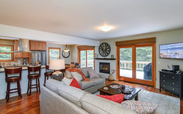 photo 3 of 10991 Zermatt Dr Home