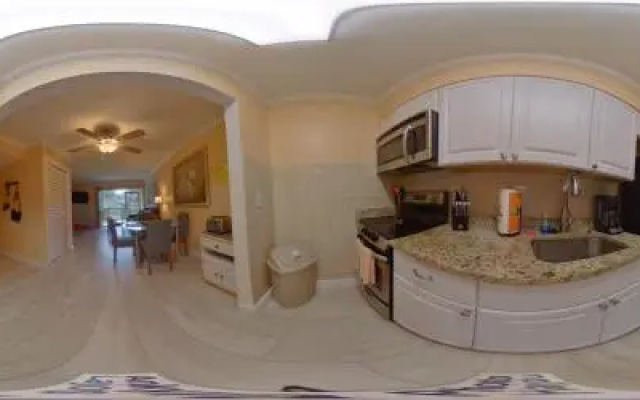 photo 2 of 1/1 bed&bath condos 5 min drive to Siesta