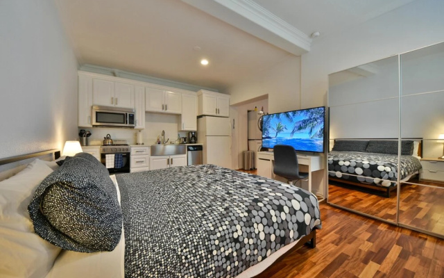 photo 2 of 110 Contemporary Home, Recently Remodeled