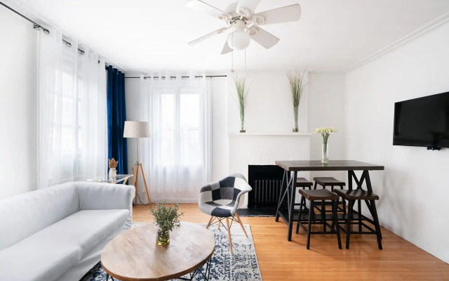 photo 2 of 11-4f Prime West Village Designer 1BR