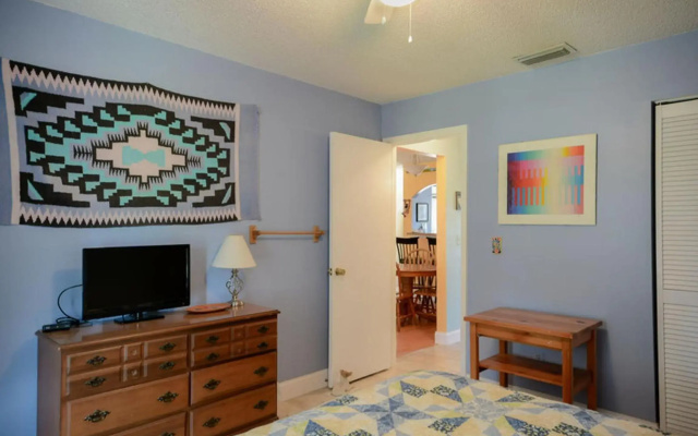 photo 4 of 1152 Fairvilla by Ocean Properties