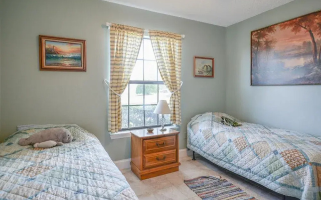 photo 2 of 1152F - Fairvilla by RedAwning