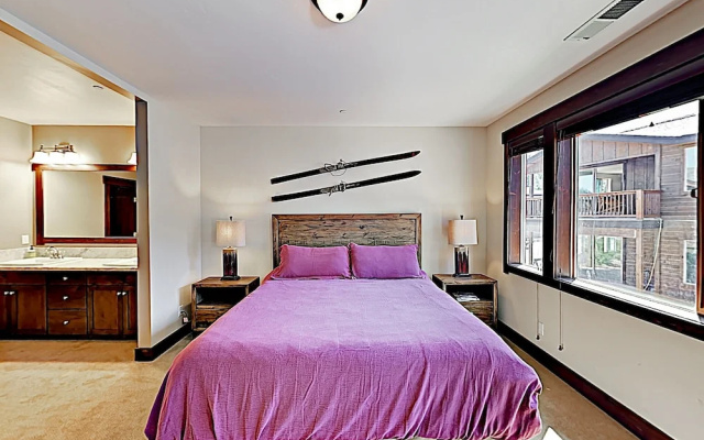 photo 4 of 11595 #4 Truckee - 3 Br Condo