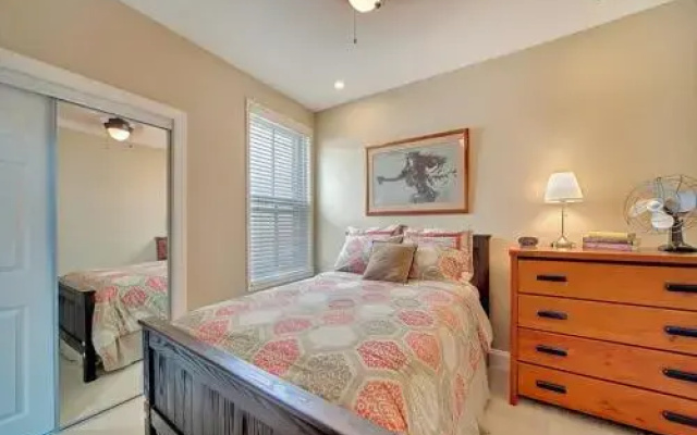 photo 4 of 1218 Southeast Townhome #1017 - 3 Br Townhouse