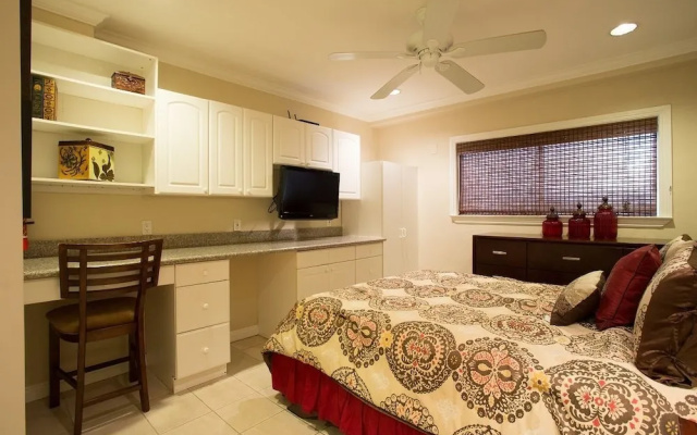 photo 5 of 128 39th ABC 5 Bedrooms 3 Bathrooms Villa