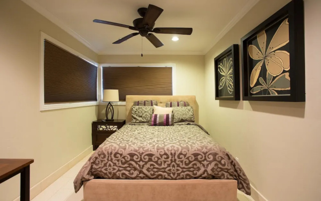 photo 5 of 128 39th Street B (68439) - 2 Br townhouse by RedAwning