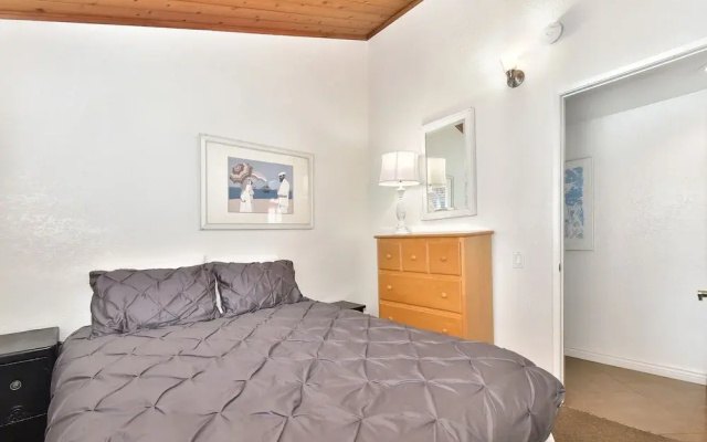 photo 4 of 129 27th St B 3 Bedroom Duplex