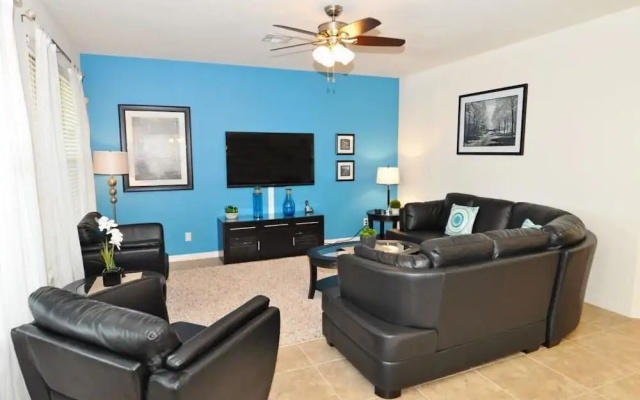 photo 2 of 1299 The Dales House 7 Bedroom by Florida Star