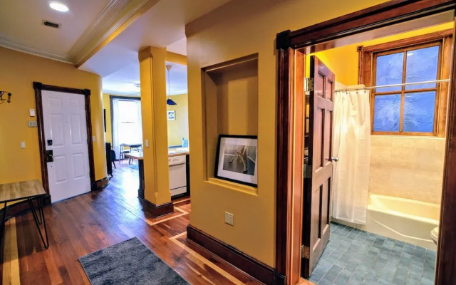 photo 3 of 1305 Northwest Rhode Island Apartment #1076 - 2 Br Apts