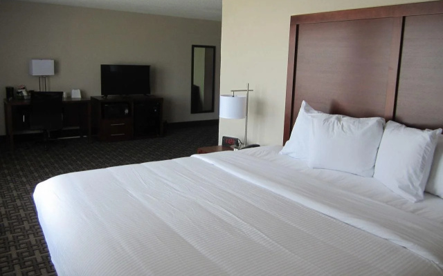photo 4 of Baymont Inn & Suites Grand Rapids Near Downtown