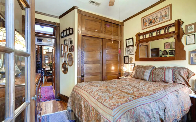 photo 3 of 134 Southeast Townhome #1025 - 2 Br Townhouse