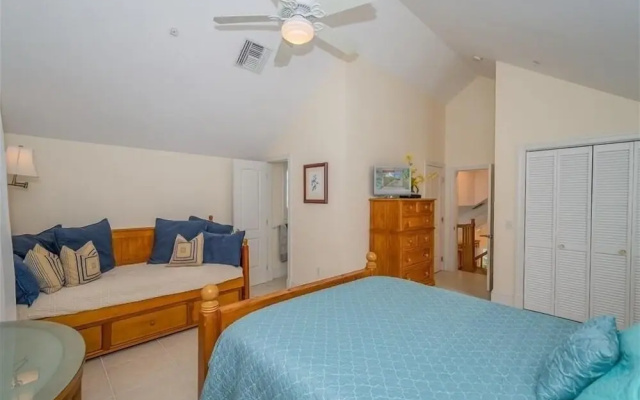 photo 3 of 135 Damfiwill Street - 2Br Home