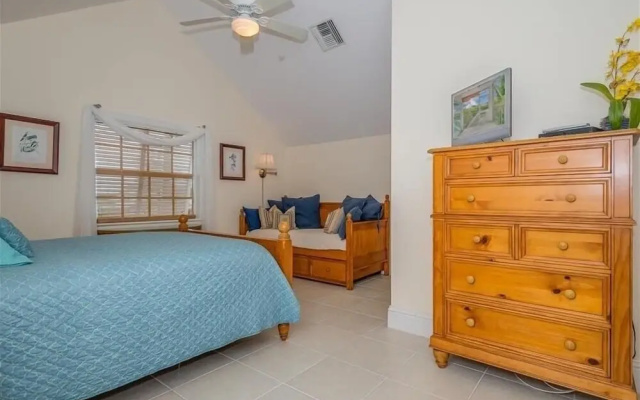 photo 4 of 135 Damfiwill Street - 2Br Home