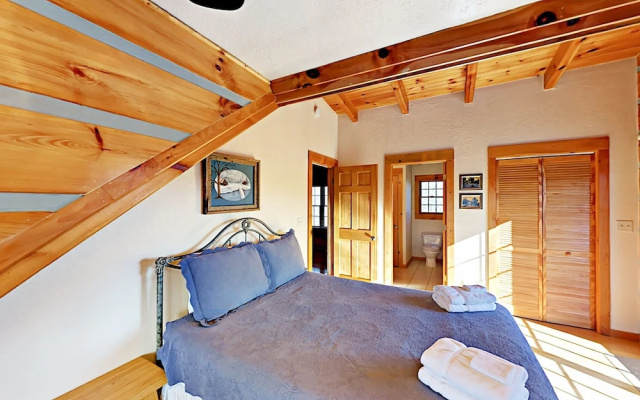 photo 3 of 137 Panhandle Rd Cabin 3 Bedrooms 3 Bathrooms Cabin