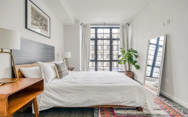 photo 2 of 138 Bowery