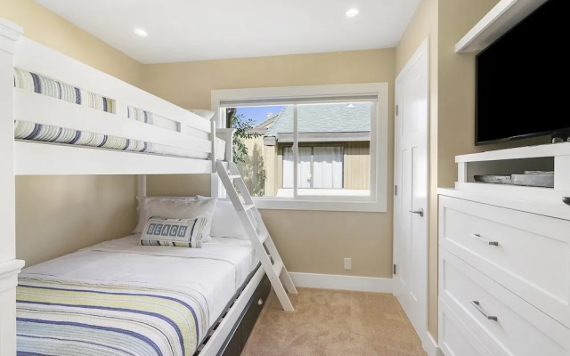 photo 3 of 1381 South Walnut Condo Unit 2307 3 Bedrooms 2.5 Bathrooms Condo