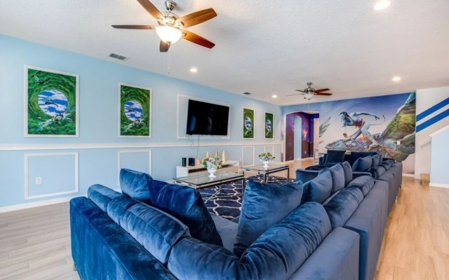 photo 2 of 14 Bed With Themed Bed Floor Plan Attached 14 Bedroom Home by RedAwning