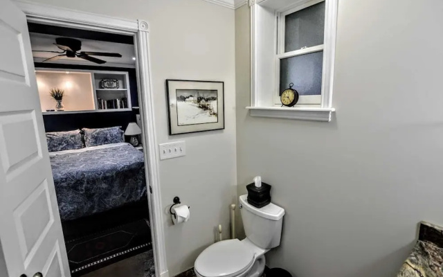 photo 2 of 140 Twelfth South East #1079 2 Bedrooms 2 Bathrooms Apts