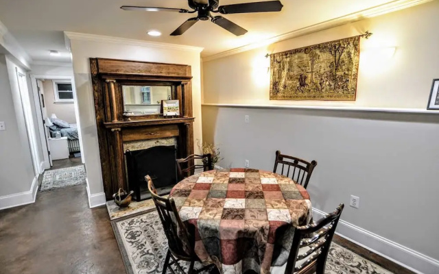 photo 4 of 140 Twelfth South East #1079 2 Bedrooms 2 Bathrooms Apts