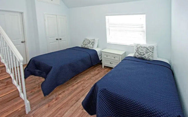 photo 5 of 1404 W Ocean Front C 68167 by RedAwning