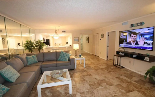 photo 2 of 1412 Beach Cottages