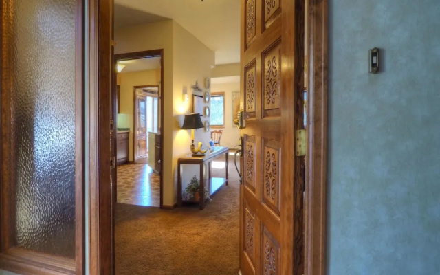 photo 3 of 1421 Saint Moritz Condo #1 - 3 Br Condo