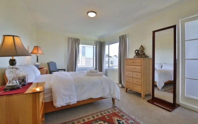 photo 2 of 145 Stanyan Street Apartment 2 Bedrooms 2 Bathrooms Apts
