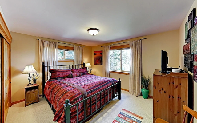 photo 3 of 14550 Truckee - 4 Br Home