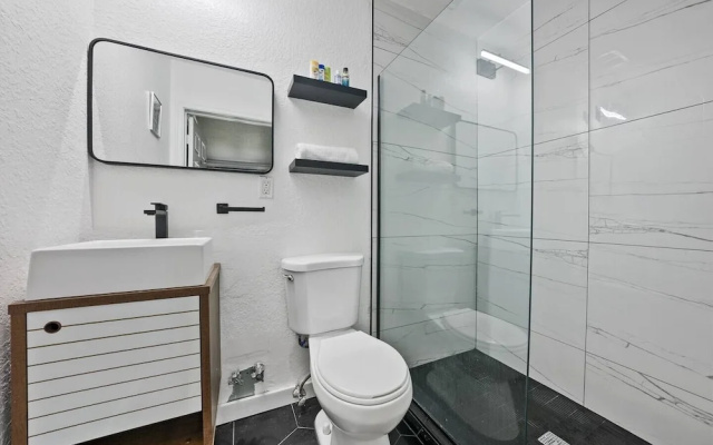 photo 4 of 15 Ftl Guesthouse