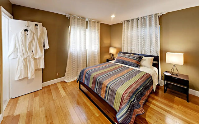 photo 5 of 1500 SW 22nd Street Home 3 Bedrooms 2 Bathrooms Home