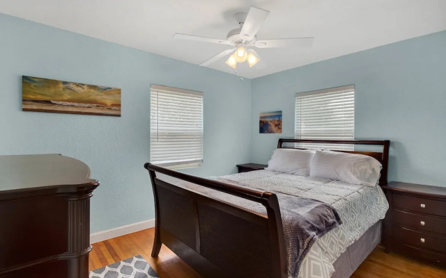 photo 3 of 1505 Citrus Street Home by RedAwning