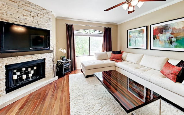photo 4 of 15095 N Thompson Peak Pkwy Condo #2053 2 Bedrooms 2 Bathrooms Condo