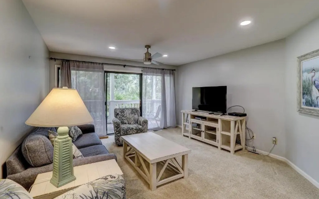 photo 2 of 153 Colonnade 2 BR Golf Condo Shipyard