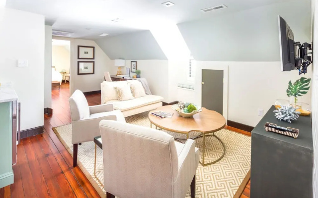 photo 4 of 154 D Spring Street - 2 BR / 1 BA Holiday home 2