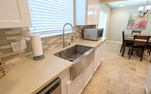 photo 3 of 15707 Sandy Hill