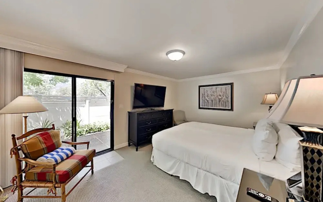 photo 5 of 1600 Atlas Peak Condo Unit 389 - 1 Br condo by RedAwning
