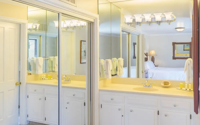 photo 3 of 1600 Atlas Peak Rd Condo Units 271 and 272 2 Bedrooms 2 Bathrooms Cond