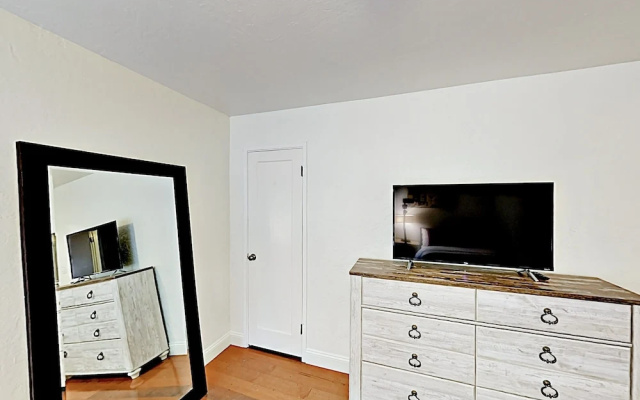 photo 5 of 1670 Sonoma - 2 Br Home