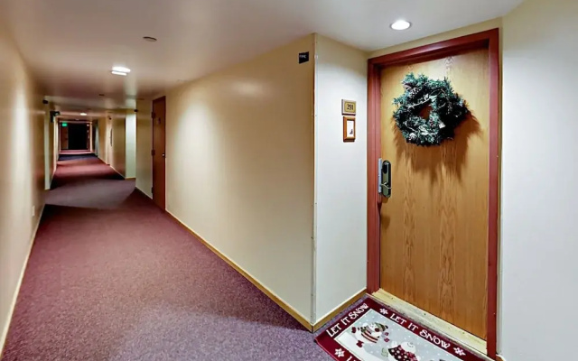 photo 2 of 168 Ten Mile Circle Condo Unit 291 2 Bedrooms 1 Bathroom Condo