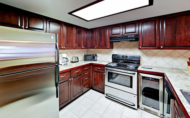 photo 3 of 168 Ten Mile Circle Condo Unit 291 2 Bedrooms 1 Bathroom Condo